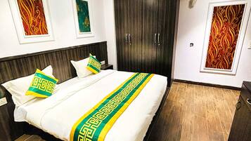 Deluxe tweepersoonskamer | Een bureau, een laptopwerkplek, gratis wifi