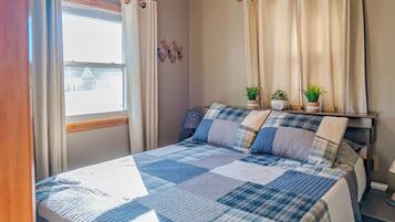 3 bedrooms, WiFi, bed sheets