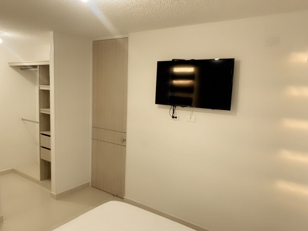 2 dormitorios, tabla de planchar con plancha, wifi y ropa de cama