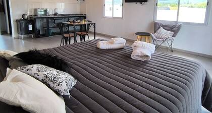 Close to everything! Merlo S Luis Apartment for Couples Spacious, Bright, Modern