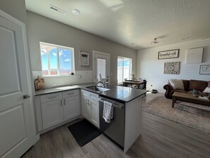 Interior - Western Charm Meets Modern Comfort - 3 Bed, 2.5 Bath Cedar City Townhome. (Cedar City)