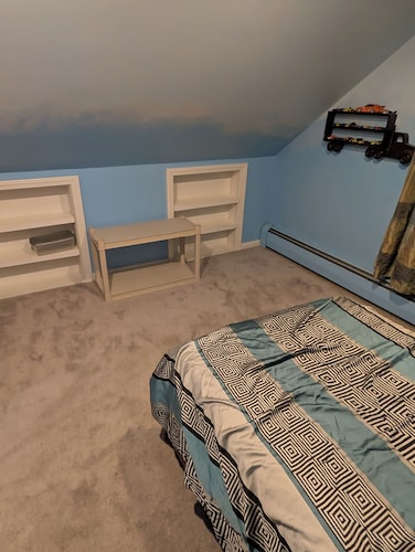 Room for rent in charming 3-bedroom house in Cranston.