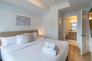 2 bedrooms, iron/ironing board, travel cot, free WiFi