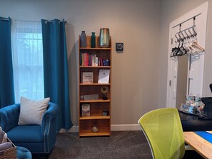Interior - THE RENEWAL SUITE — PRIVATE 2-BEDROOM RETREAT NEAR INDIANAPOLIS HOSPITALS (Indianapolis)