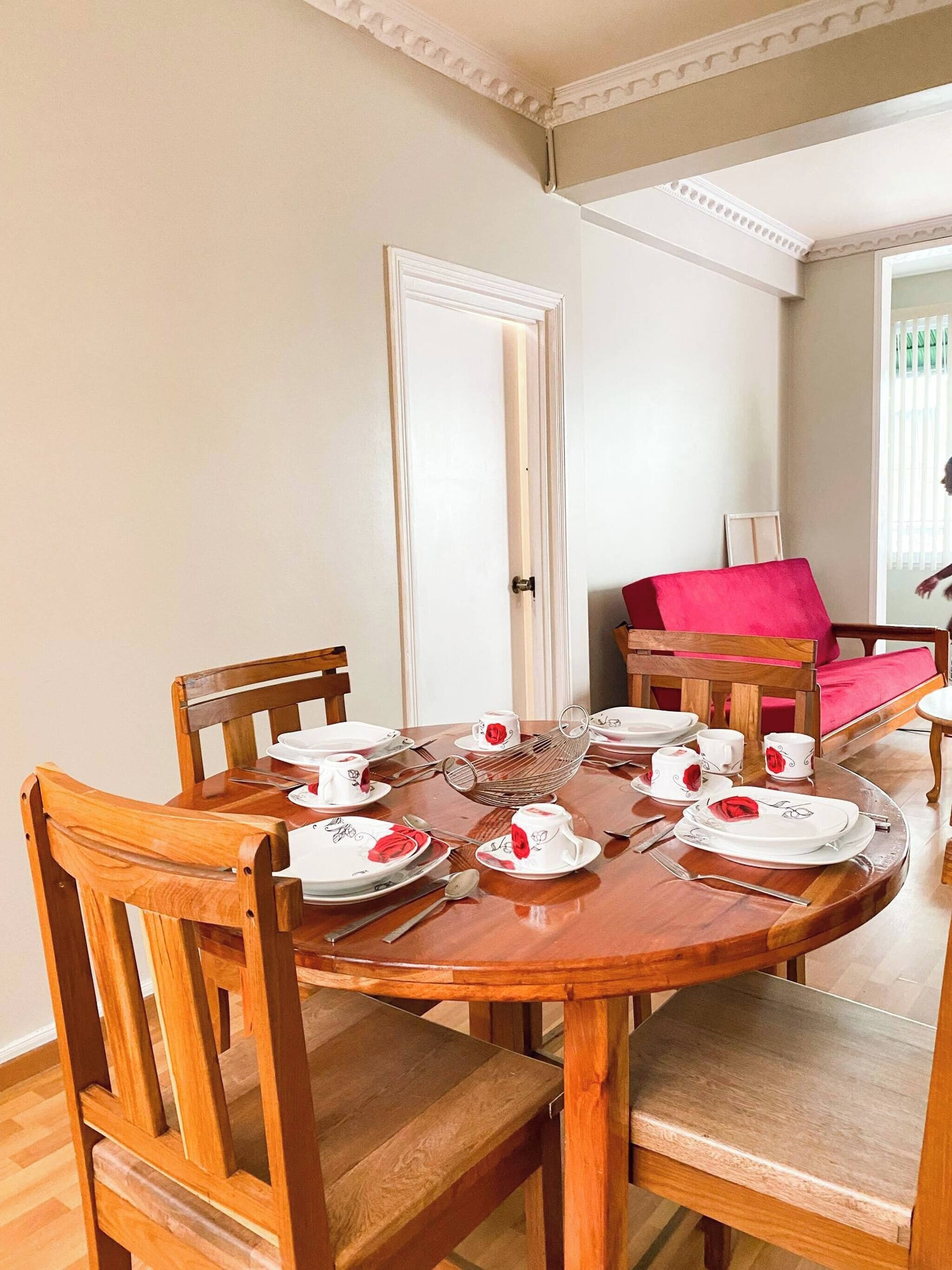 Apartamento, 1 quarto, para fumantes | Sala de jantar