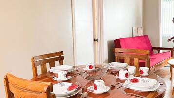 Apartment, 1 Schlafzimmer, Raucher | Esszimmer