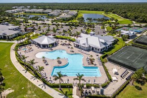Outdoor pool - Perfect getaway in SouthWest Florida (Punta Gorda)