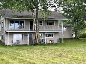 Exterior - 3-bedroom house on the beautiful Lake Huron, perfect for a relaxing getaway (Cheboygan)