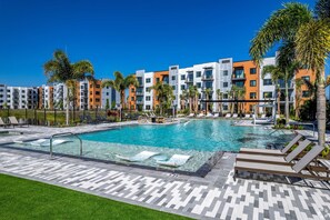 Pool - Luxurious 2 BR in Lakewood Ranch, Water Views (Bradenton)