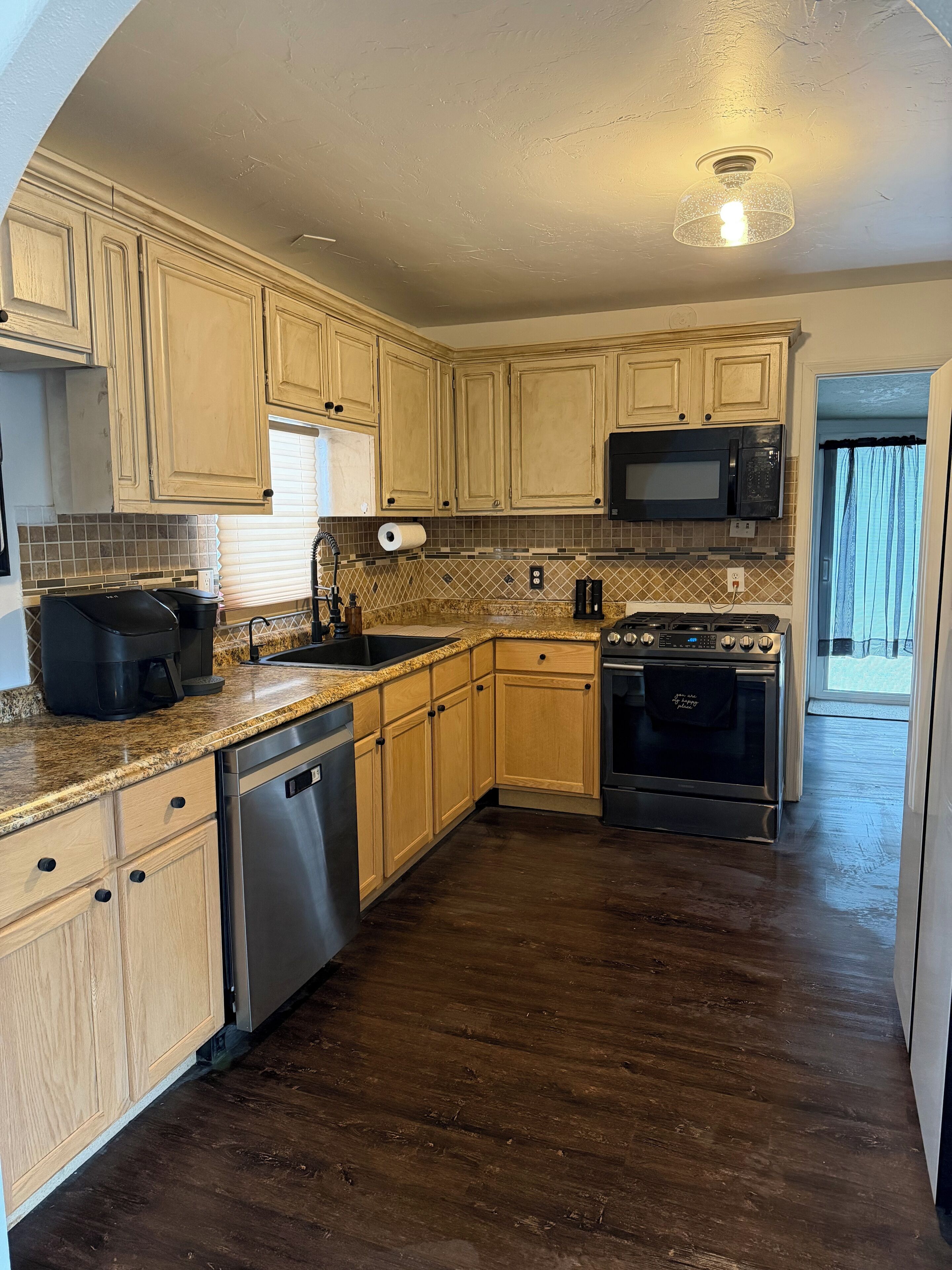 微波炉、烤箱、炉灶、洗碗机