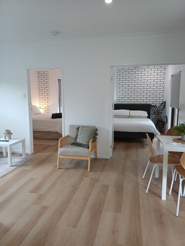 Birkdale 2 Bedroom Guest House