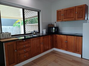 Microonde, forno, piano cottura