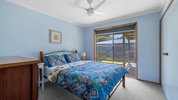 3 bedrooms, iron/ironing board, WiFi