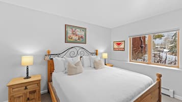 Studio (3 Bedrooms) | Property amenity