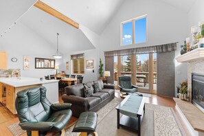 Studio (3 Bedrooms) | Exterior - 40 Burgundy Circle (Silverthorne)
