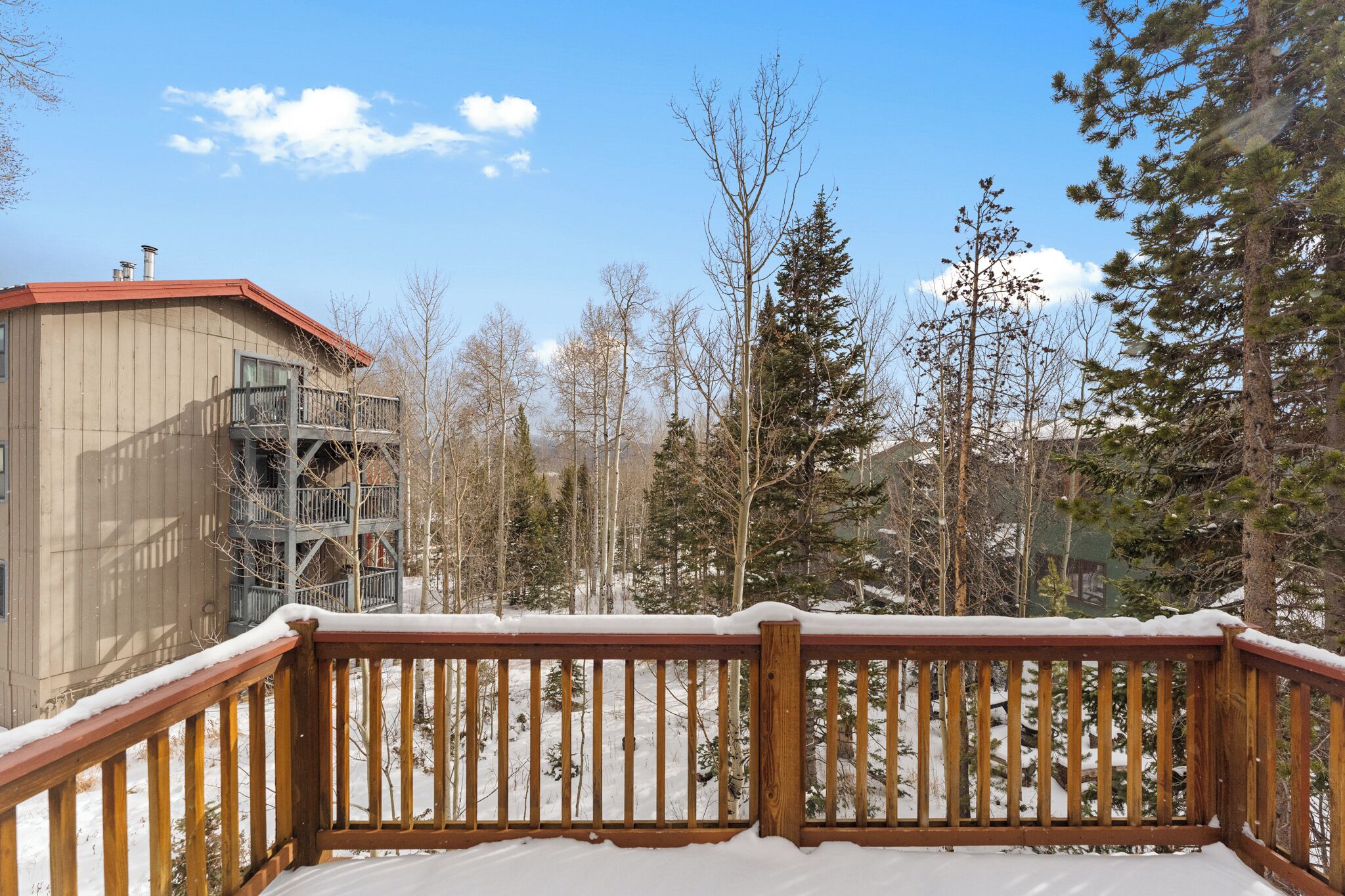 Studio (3 Bedrooms) | Exterior