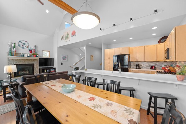 Studio (3 Bedrooms) | Exterior