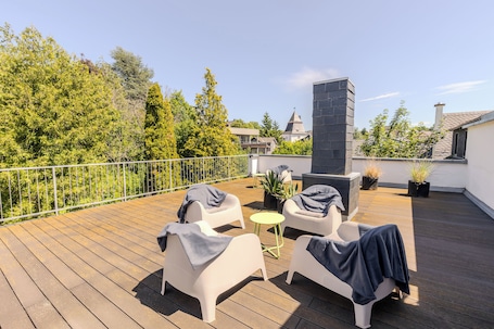 Terraza. Soon Apartments by corents