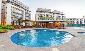Pool - Apartment in front of the swimming pool, security, 24 h security (Puerto Vallarta)