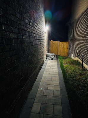 Property grounds - 2 Bedroom newly renovated apartment (Bowmanville)