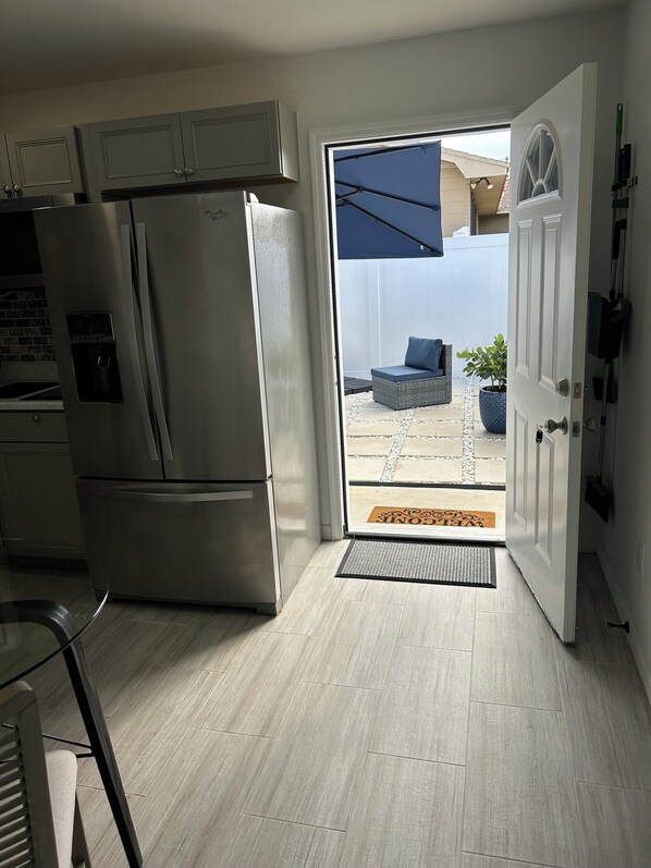 Interior - Studio Signature (Lakeland)