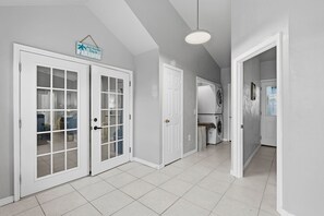 Interior - Pet-Friendly 5BR Retreat w/ 2 Kitchens + Sleeps 13 (Port Orange)