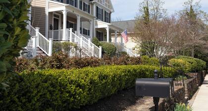 Charming Daisy Cottage, a 2-bedroom house in historic Haverford, PA.