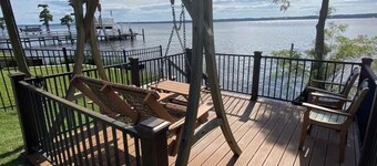 Beautiful 1-bedroom downstairs apartment in Rocky Hock, 12 miles from Edenton.