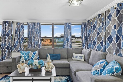 BRAND NEW REMOLDED Bay Breeze On The Coast