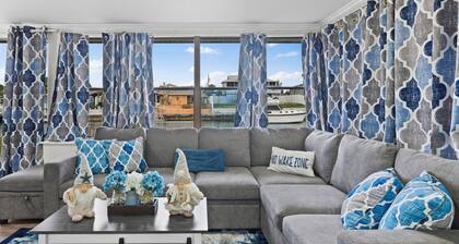 BRAND NEW REMOLDED Bay Breeze On The Coast