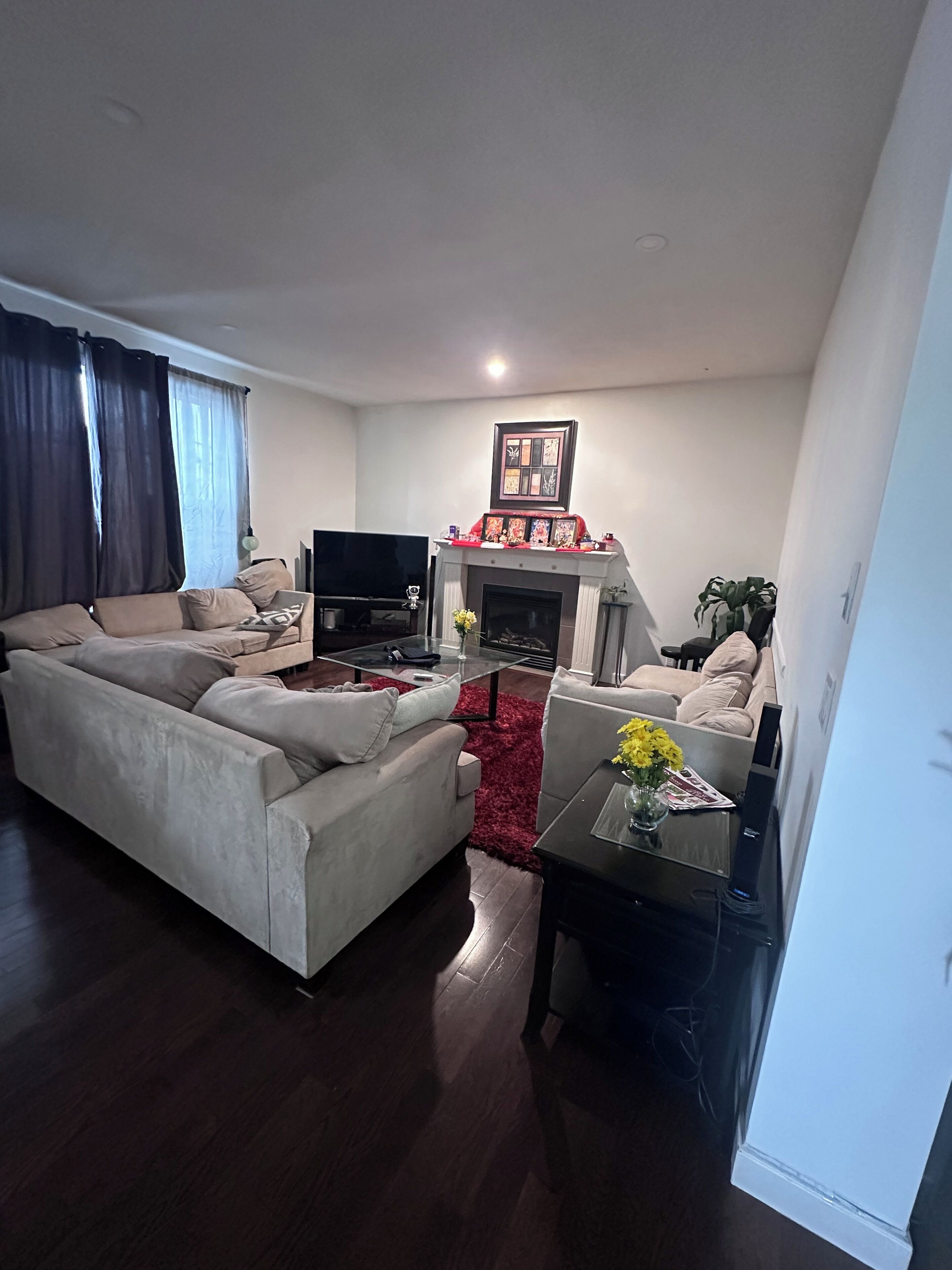 TV connectée, cheminée, baby-foot