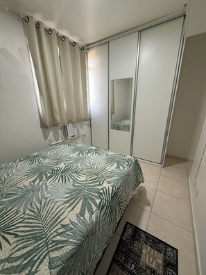 3 bedrooms, desk, iron/ironing board, free WiFi - Apartment with private parking near Mangueirão Stadium (Belém)