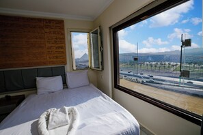 Deluxe Double or Twin Room, Balcony, City View | Free WiFi - great museum view inn (Giza Governorate)