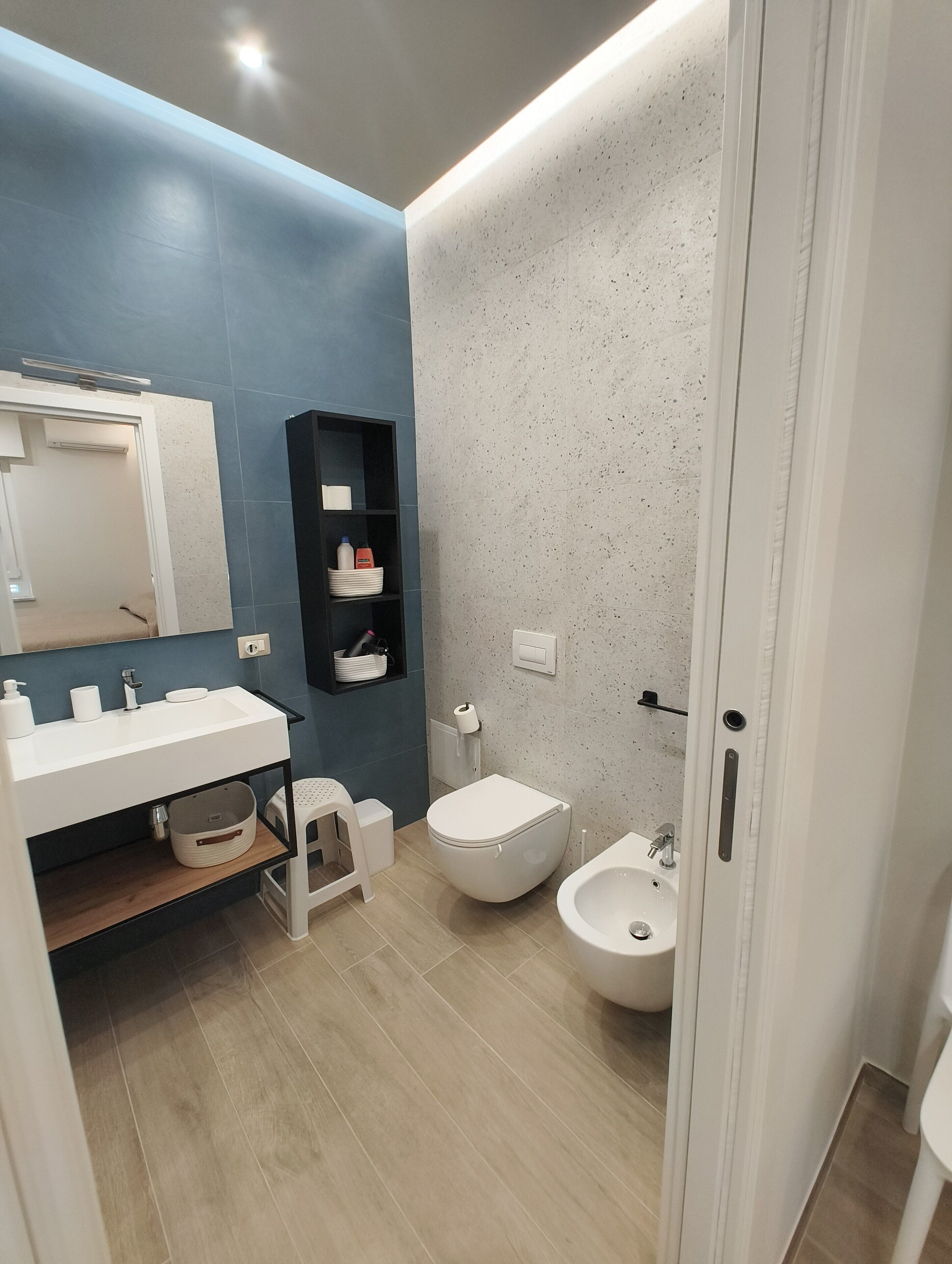 Quadrupla familiare, bagno in camera | Bagno | Doccia, set di cortesia gratuito, asciugacapelli, accappatoio