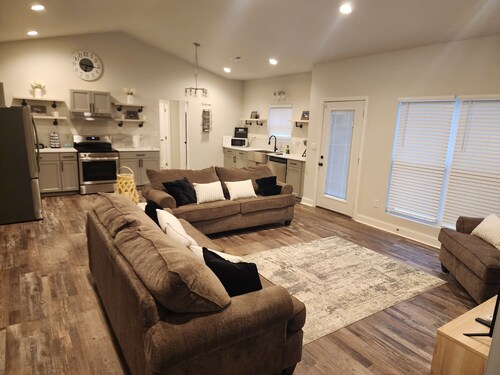 Spacious 3BR Home w/ Arcade,Room Bounce House & Luxury Massage Chair