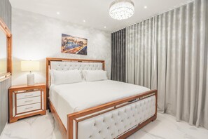 Fer et planche à repasser, Wi-Fi, draps fournis