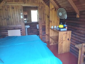 Ferienhütte, Mehrere Betten, eigenes Bad, Bergblick