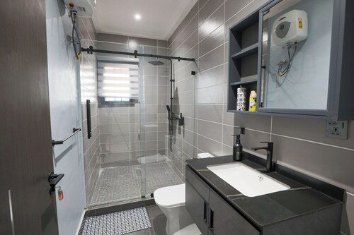 Premium 2-Bedroom Townhome in Kumasi– Modern, Secure & Fully Furnished