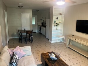 Living area - Quiet cozy 2bedroom 1.5 bath unit A near downtown and NASA (Pensacola)