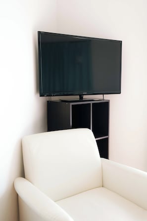 Comfort kamer, 1 twee- of 2 eenpersoonsbedden, balkon, uitzicht op heuvels | Gratis wifi