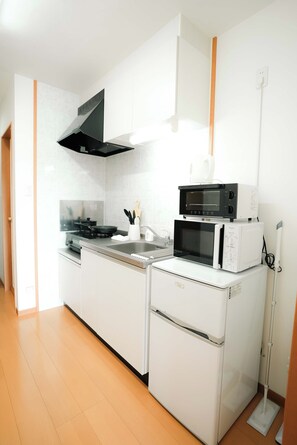 Comfort Double or Twin Room, Balcony, Hill View | Soundproofing, free WiFi - Loveokinawa-Zakimi House (Yomitan)