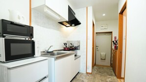 Comfort kamer, 1 twee- of 2 eenpersoonsbedden, balkon, uitzicht op heuvels