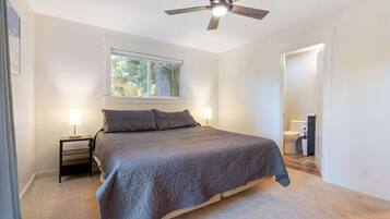 3 chambres, bureau, Wi-Fi gratuit, draps fournis