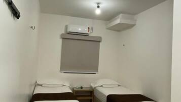 Classic Twin Room | Desk, laptop workspace, free WiFi, wheelchair access