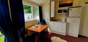 Private kitchen - “Looking for the Best Affordable B&B Accommodation in Waikanae?” (Waikanae)