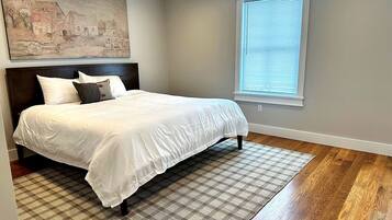 3 soverom, strykejern/-brett, wi-fi (inkludert) og sengetøy