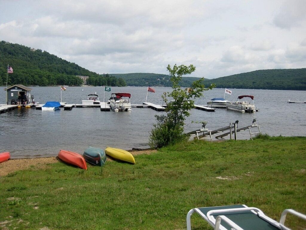 Silver Tree Marina - Walkable