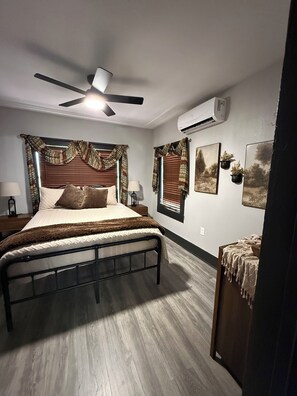 1 Schlafzimmer, Bügeleisen/Bügelbrett, Reisekinderbett, kostenloses WLAN