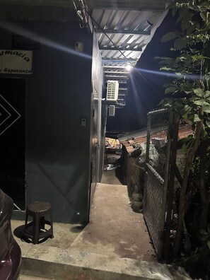 Property grounds - The Best Place to Relax – Private Suite Near the Airport” (Santa Lucilla Orcoyo San Luis Talpa)