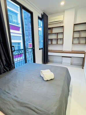 4 bedrooms, iron/ironing board, WiFi - Aura Cozy Homestay 4-Bedrooms CityCenter near Beach (Nha Trang)